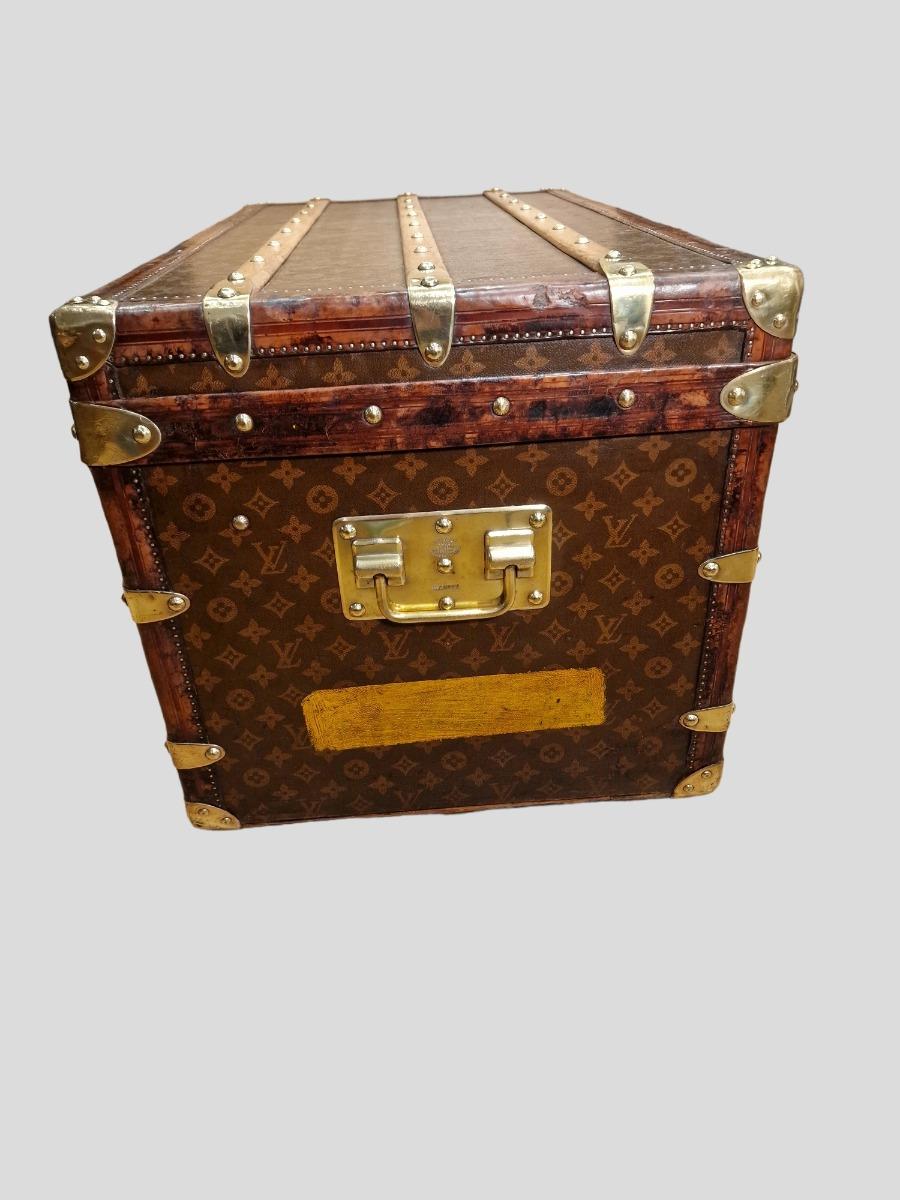Baby Louis Vuitton trunk 