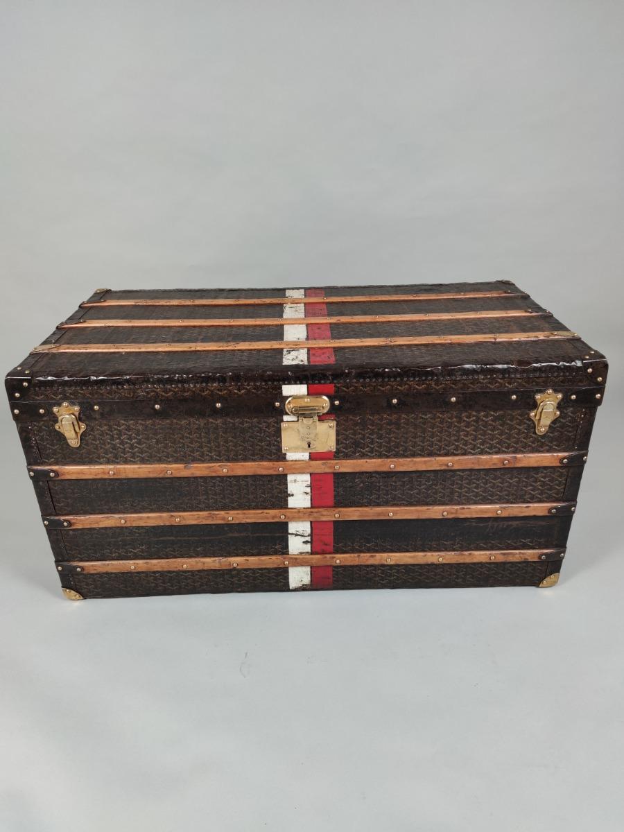 Louis Vuitton Damier trunk - Des Voyages - Recent Added Items