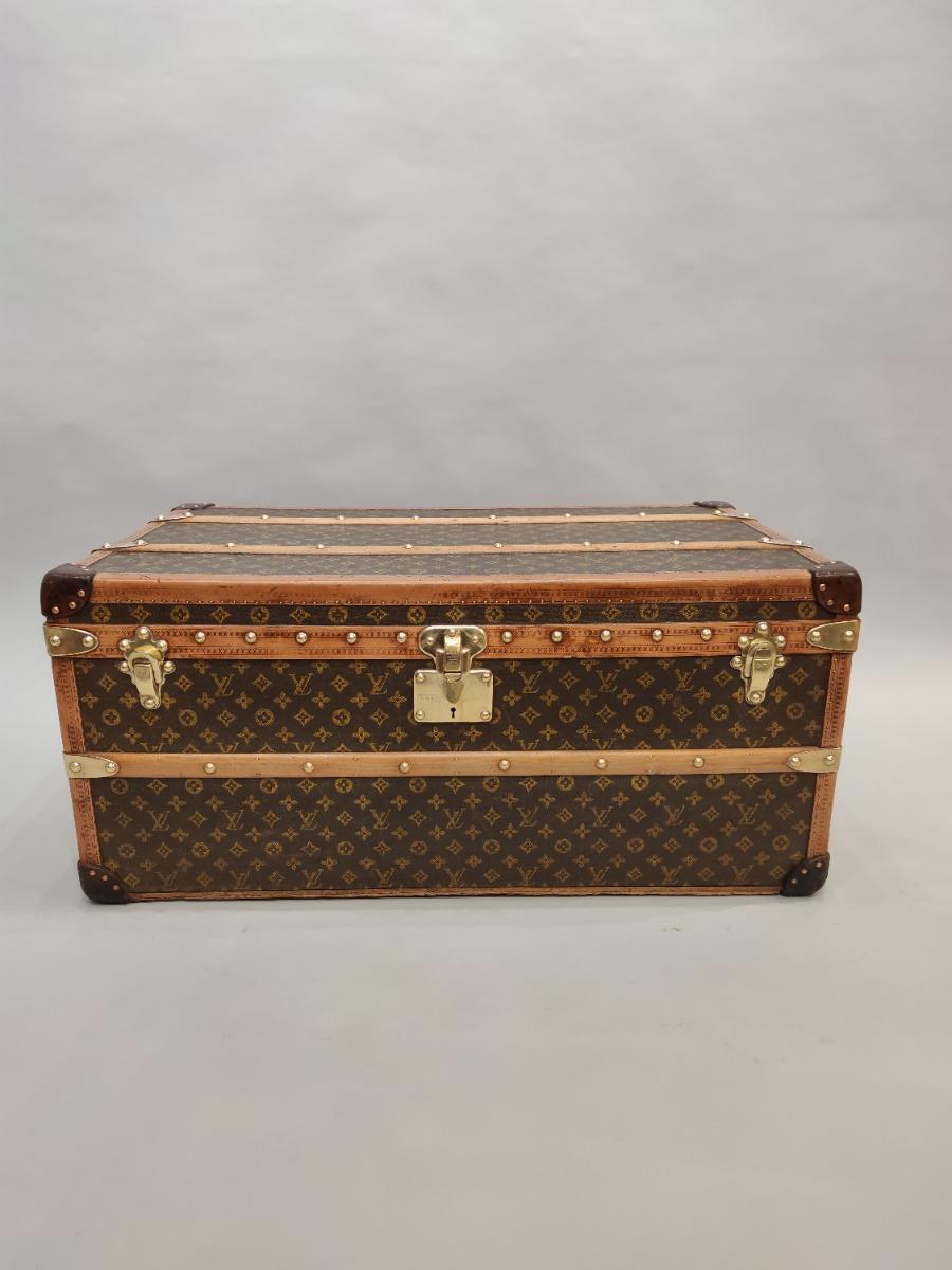 Coffee table Louis Vuitton trunk - Des Voyages - Recent Added Items -  European ANTIQUES & DECORATIVE