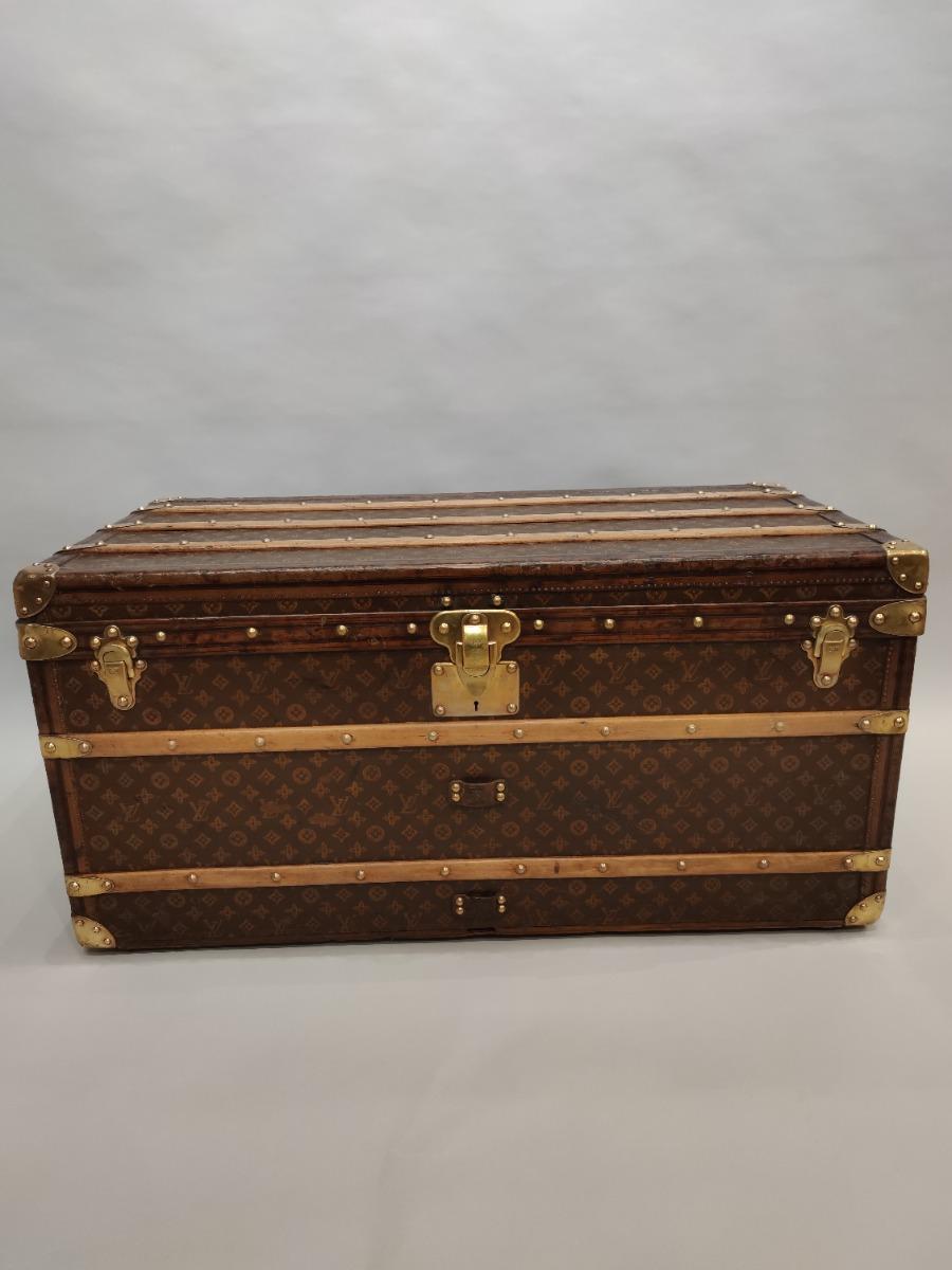 Louis Vuitton - Wardrobe - Hats - Travel trunk - Catawiki