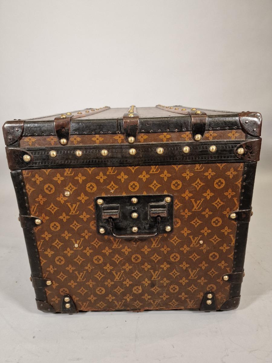 Louis Vuitton courrier trunk - Des Voyages - Recent Added Items - European  ANTIQUES & DECORATIVE