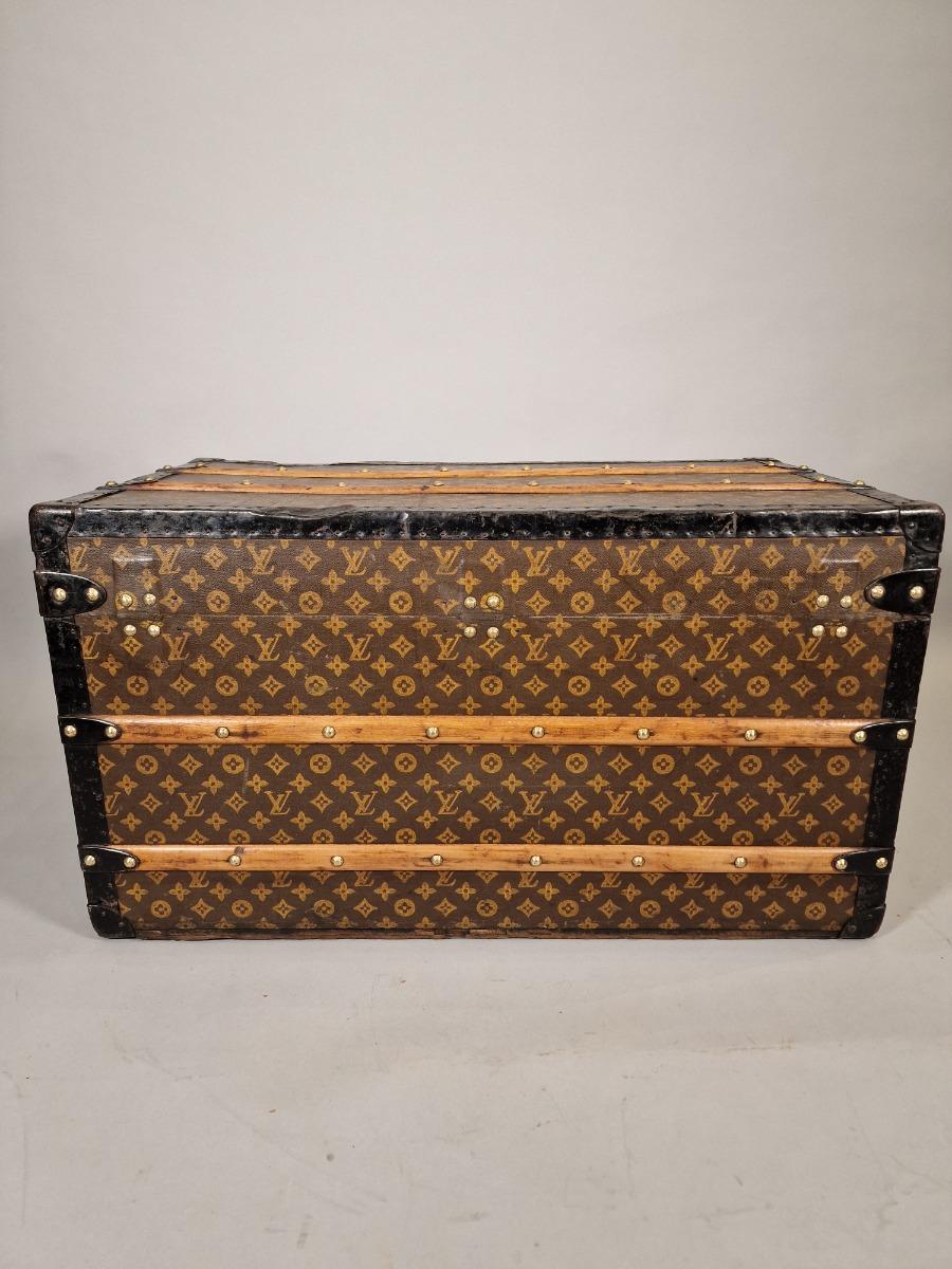 Louis Vuitton courrier trunk upsidedown