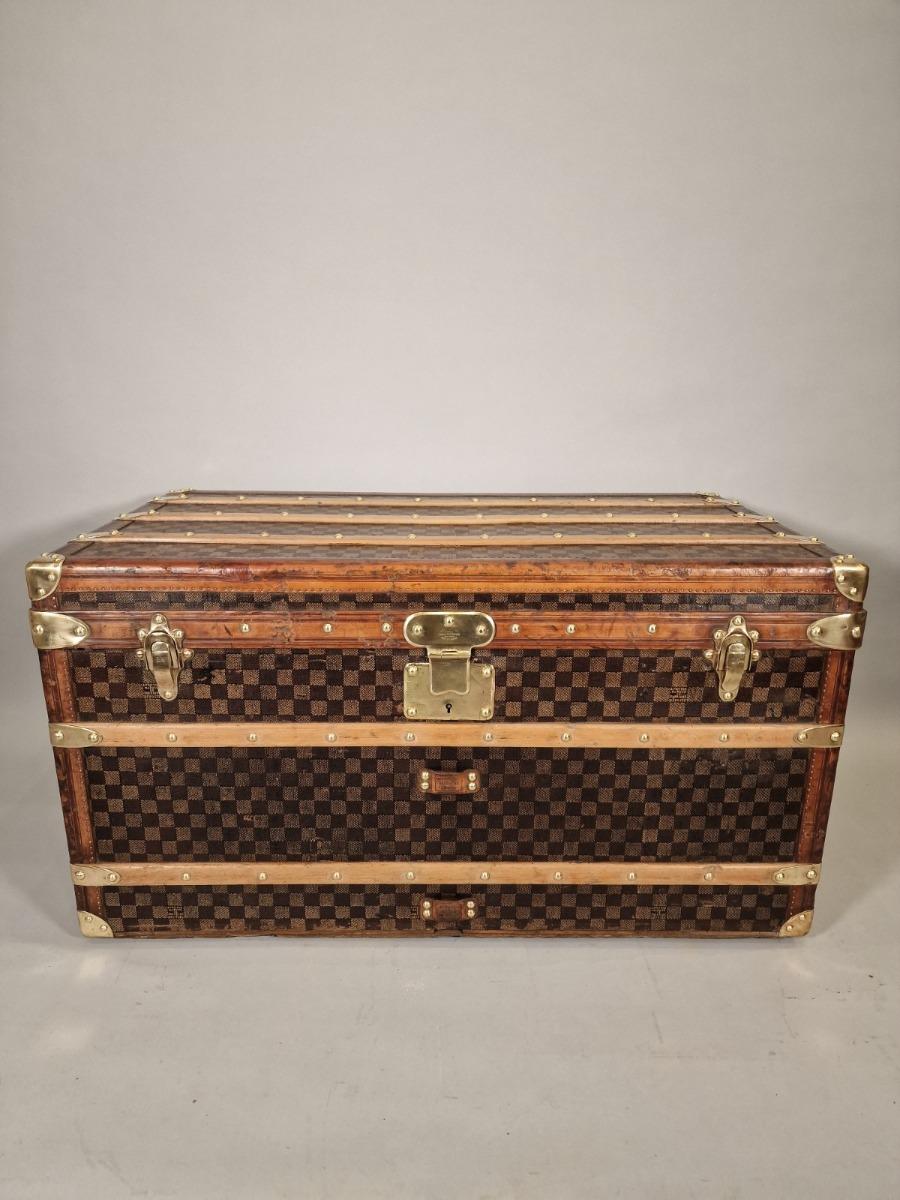 LOUIS VUITTON DAMIER COFFEE TABLE TRUNK