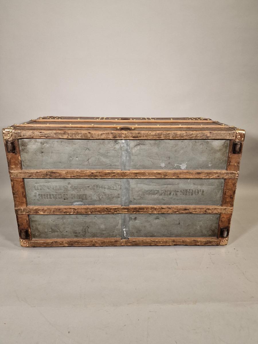 Louis Vuitton Damier trunk - Des Voyages - Recent Added Items - European  ANTIQUES & DECORATIVE