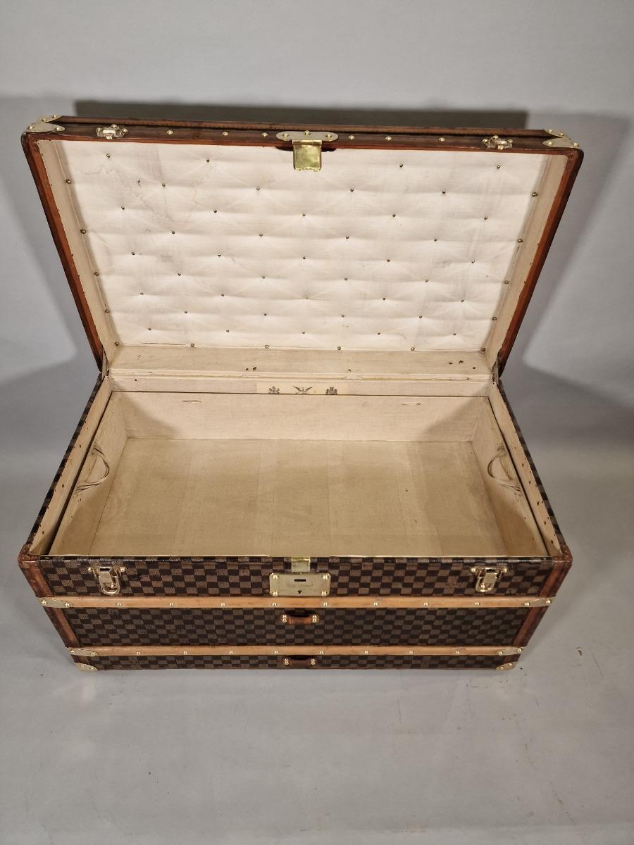 Louis Vuitton courrier trunk - Des Voyages - Recent Added Items - European  ANTIQUES & DECORATIVE