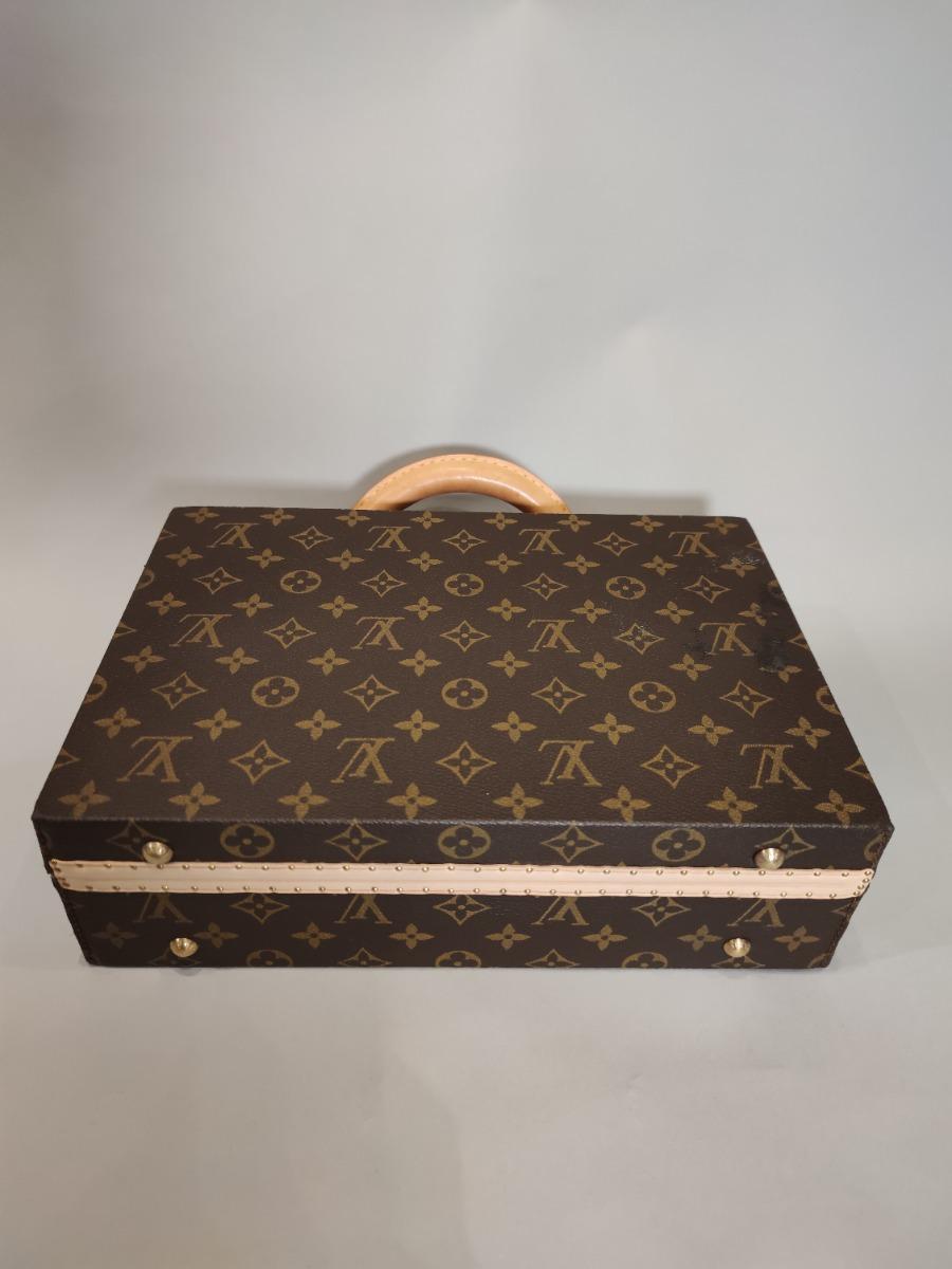 Louis Vuitton small suitcase - Des Voyages - Recent Added Items - European  ANTIQUES & DECORATIVE