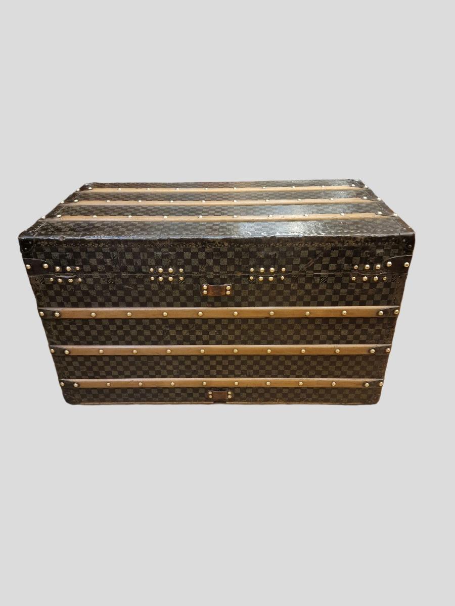 Louis Vuitton trunk 1888