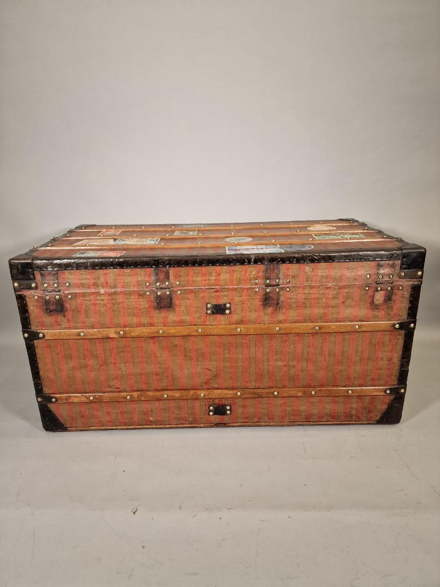 Antique Louis Vuitton suitcase red/white stripe - Pinth Vintage