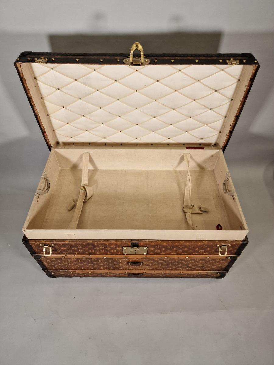 Louis Vuitton trunk tissue - Des Voyages - Recent Added Items - European  ANTIQUES & DECORATIVE