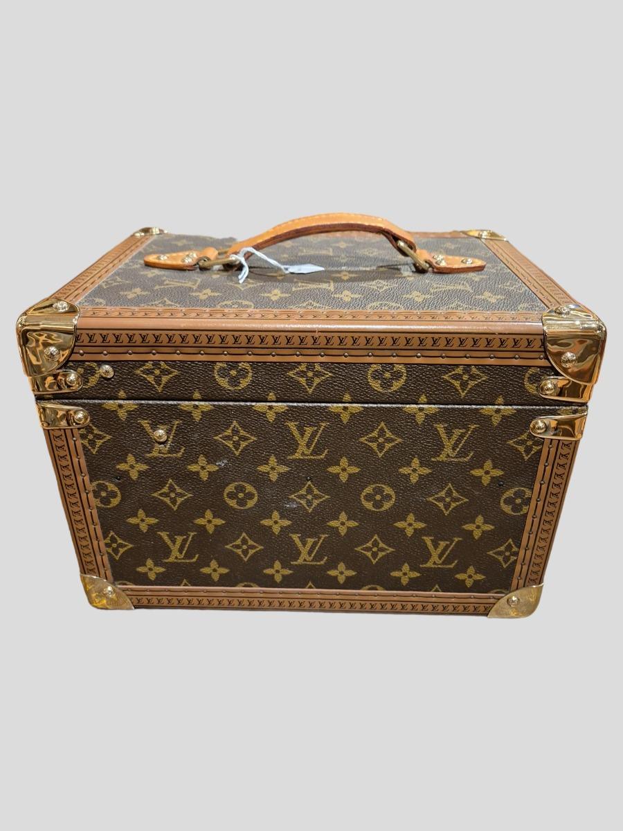 Louis Vuitton vanity