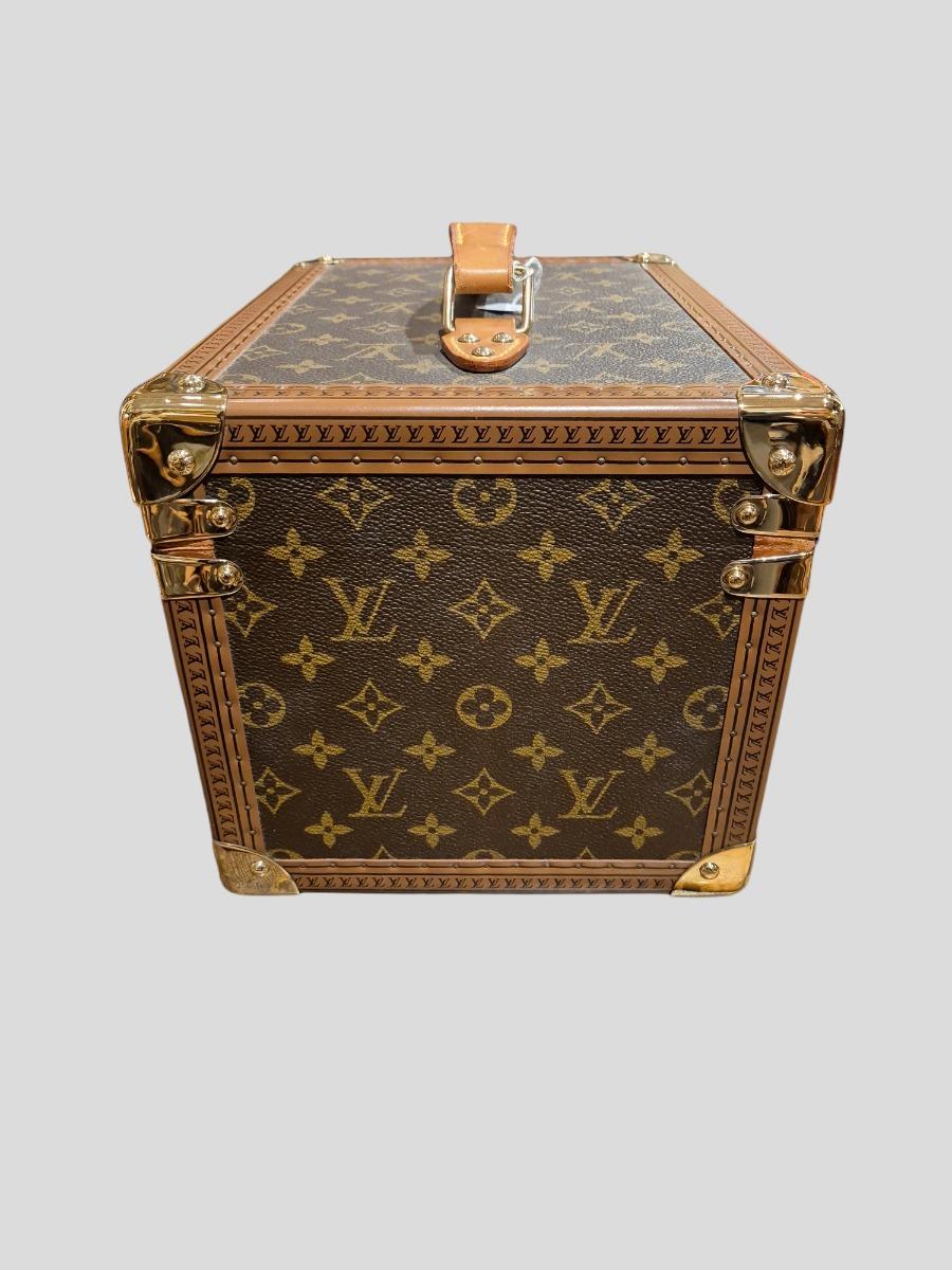 Louis Vuitton vanity