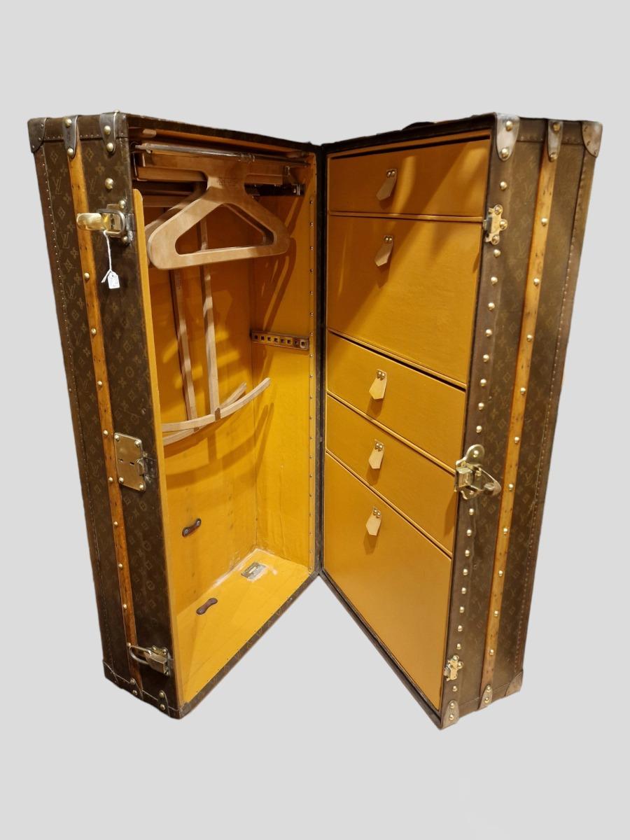 Louis Vuitton wardrobe 