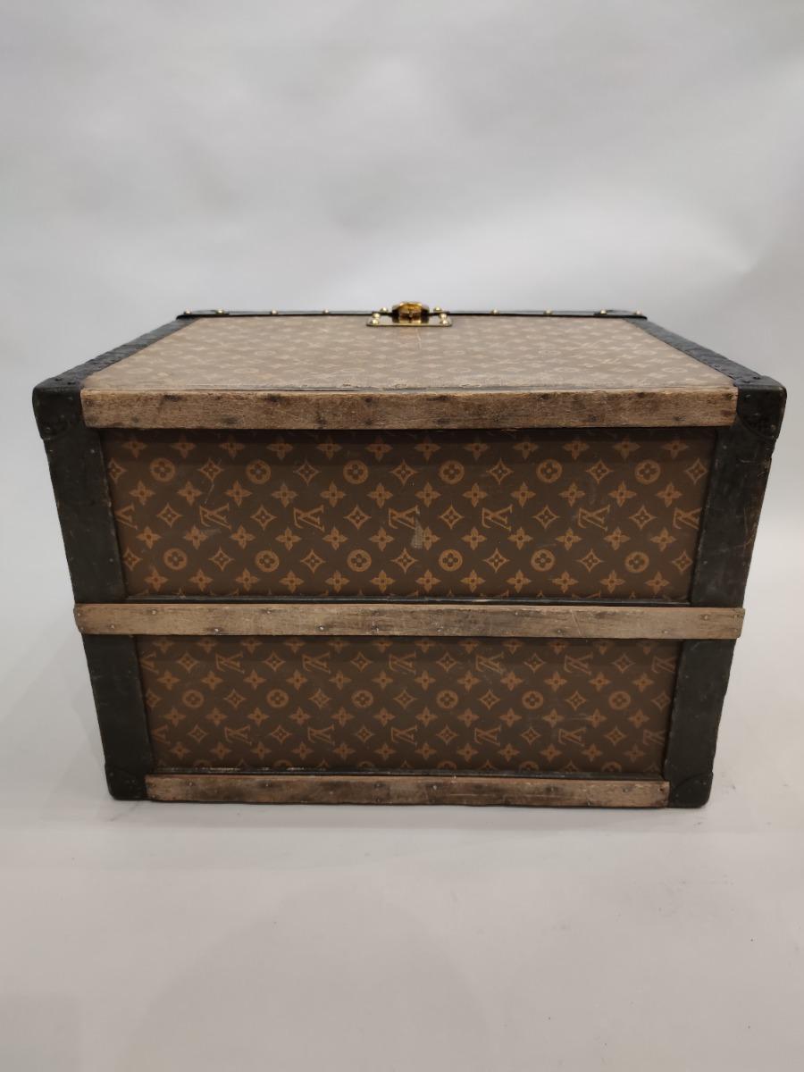 Small Louis Vuitton trunk - Des Voyages - Recent Added Items