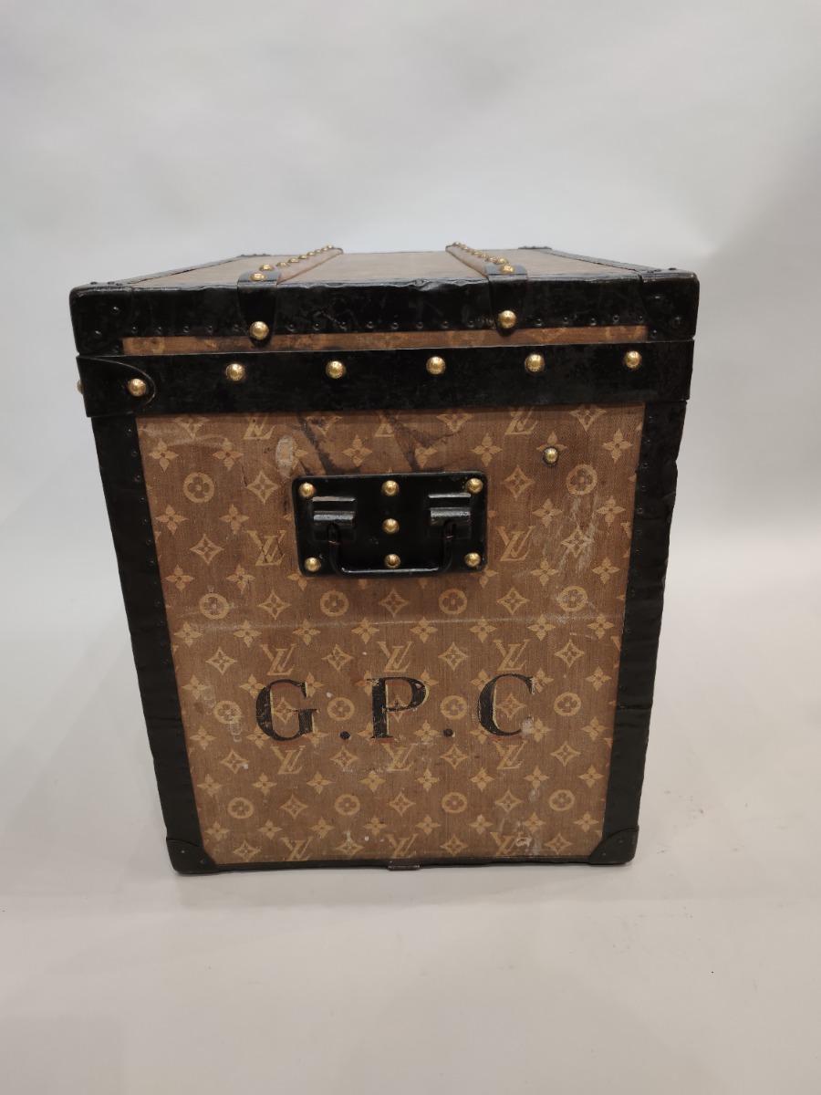 Small Louis Vuitton trunk - Des Voyages - Recent Added Items